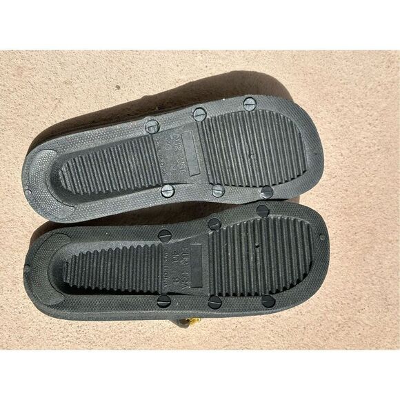 Frisky Gold Black Beaded Slip ons Size 9 - Picture 2 of 5